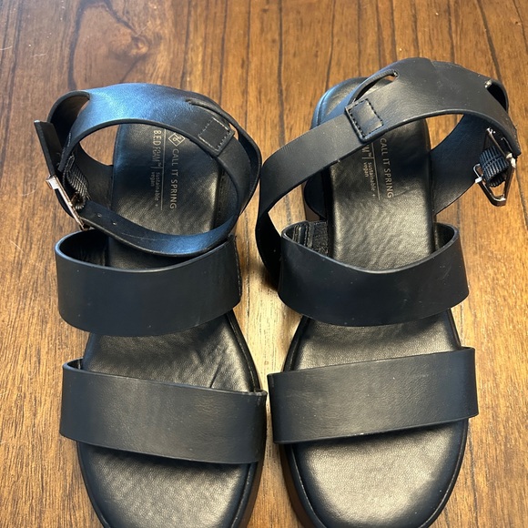 Call it Spring platform sandals - Picture 4 of 5
